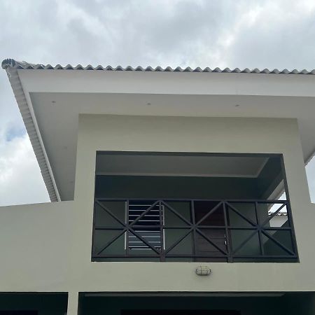 Cataleya Apartments Near Airport Willemstad Exterior foto